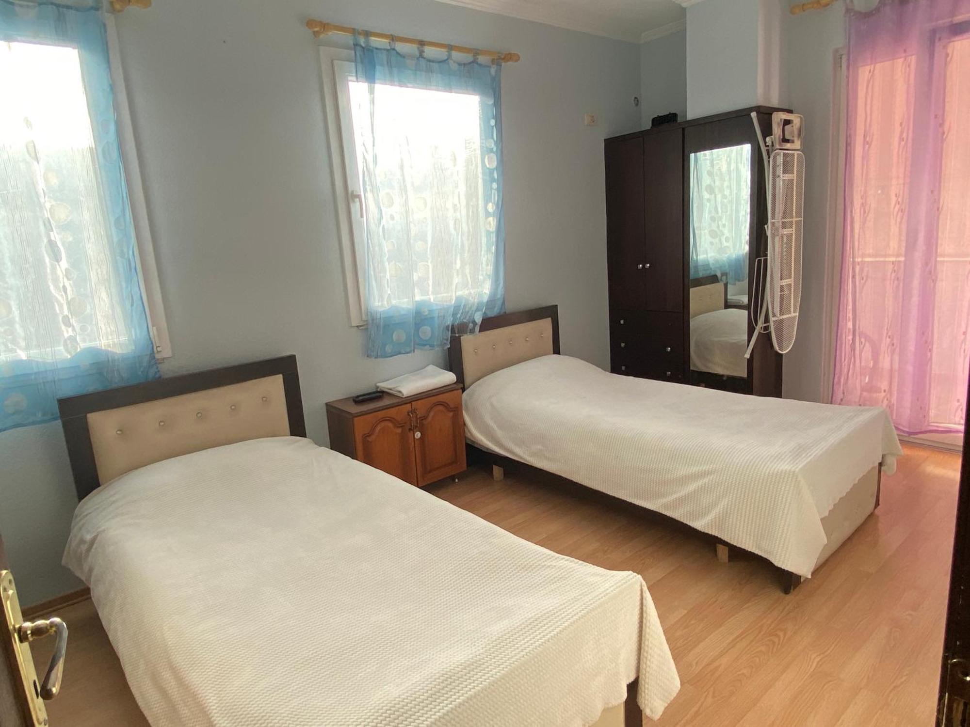 Comfortable 2-Br For 4 Tirana Exterior photo
